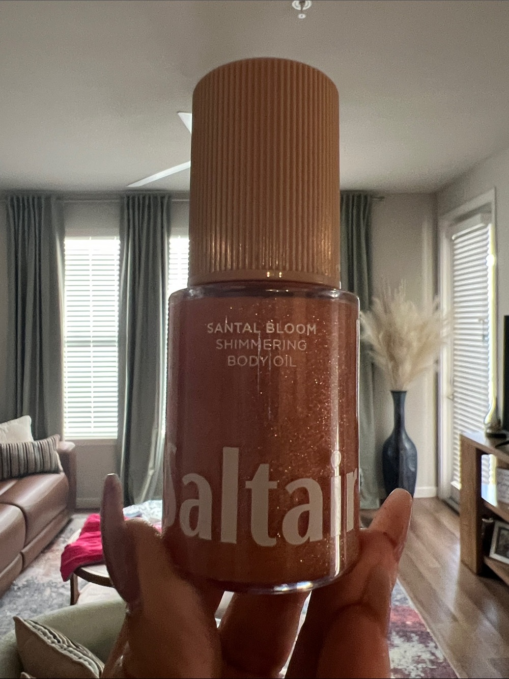 Santal Bloom Shimmering Body Oil — Warm Copper Glow